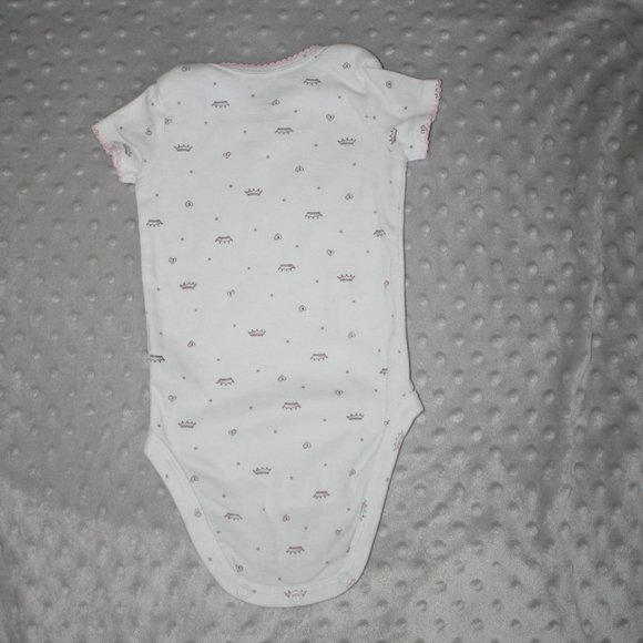 3/$20 Baby girl onesie hearts dots crowns 6 months - Picture 5 of 5